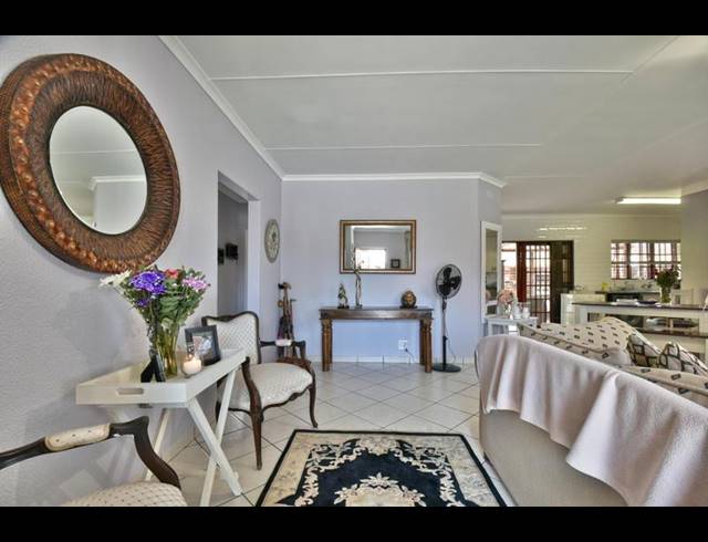 3 BEDROOM HOUSE FOR SALE IN NEWMARKET